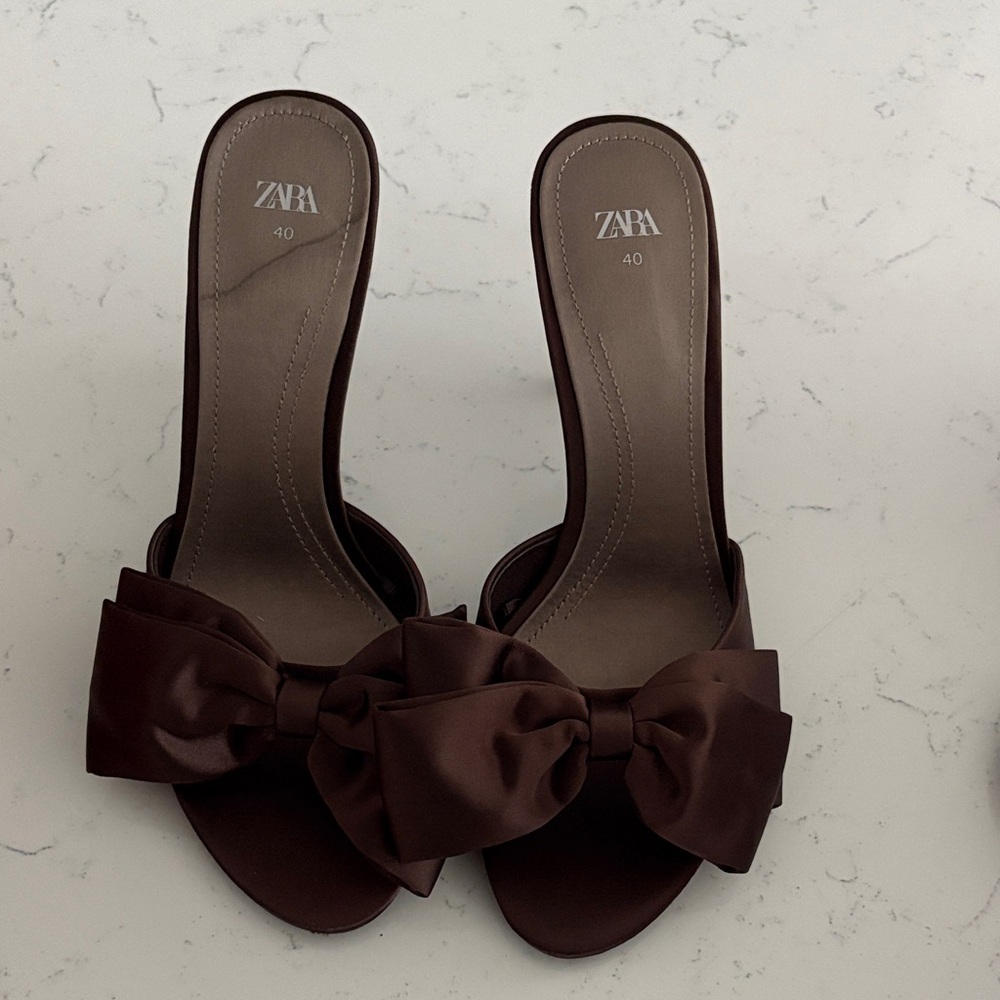 Zara Women's Dark Brown Bow Heels